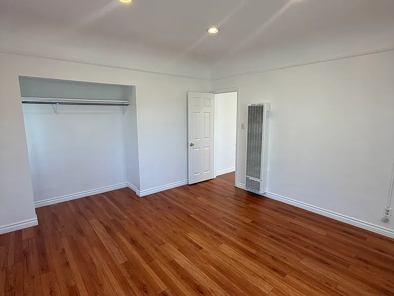 1010 Allen Ave #C — Photo 8