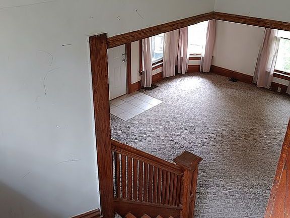 3rd image of 36 Wendell St