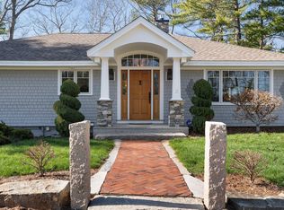 3 Pine Island, York, ME 03909
