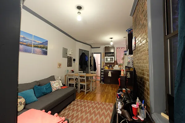 Rented by Keller Williams NYC | media 19