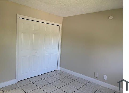 4th image of 5811 NW 17th Pl APT L