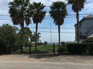 621 Bay Vista Dr, Seabrook, TX 77586