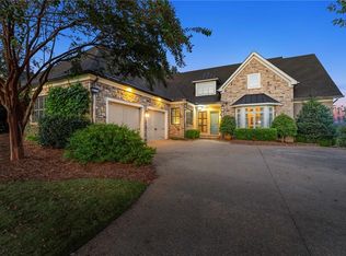 2718 High Vista Point, Gainesville, GA 30501