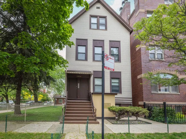 1354 W George St APT 1, Chicago, IL 60657