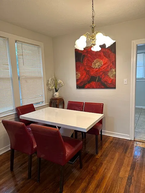 3 bed, 1100 sqft, $1,800 — Photo 4