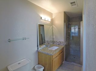 1546 Bay Meadows Dr, Modesto, CA 95350