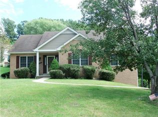 273 Apple Hill Dr, Delmont, PA
