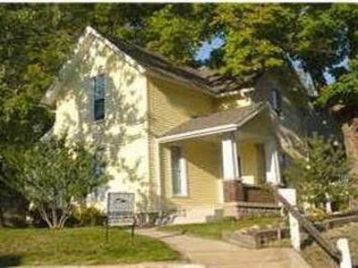 303 Page St NE, Grand Rapids, MI, 49505