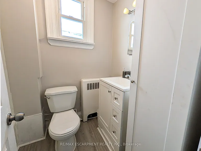 12 E 24th St #UPPER — Photo 10