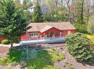 33 1/2 Toilsome Ave, Norwalk, CT 06851