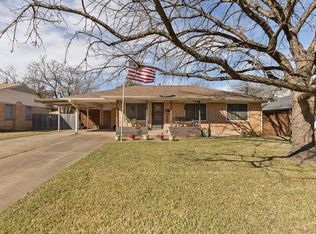 115 Arbor Ln, Lancaster, TX 75134