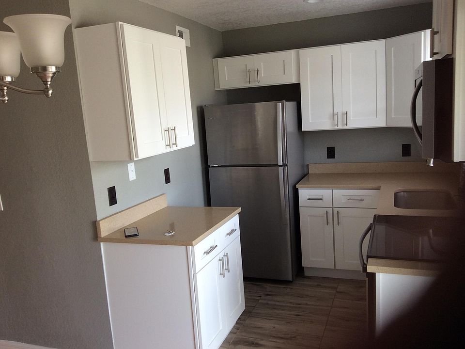 1st image of 1622 S Crystal Lake Dr #84