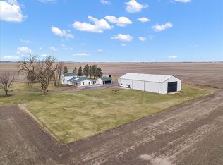20710 E 200 North Rd, Le Roy, IL 61752