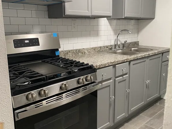 406 Clark Ave #B, San Antonio, TX 78203