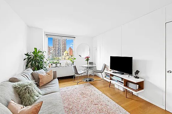 2nd image of 308 E 38th St APT 10A