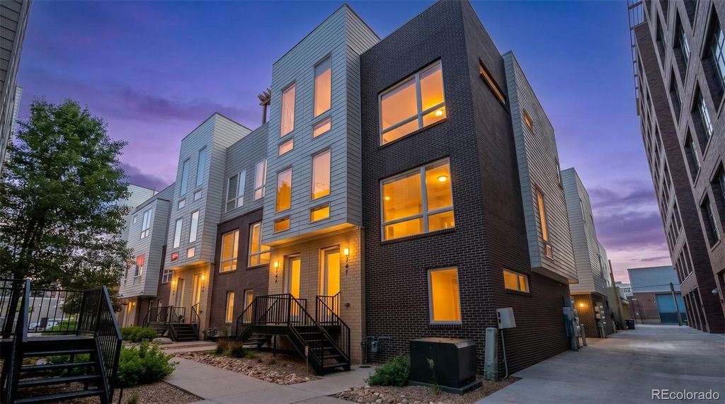 3425 Larimer Street #107, Denver, CO 80205 townhouse
