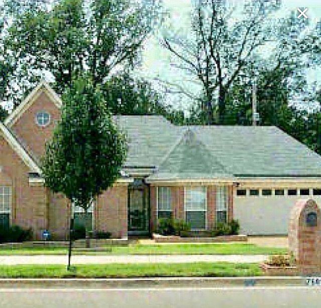 1st image of 7689 Parkmont Dr