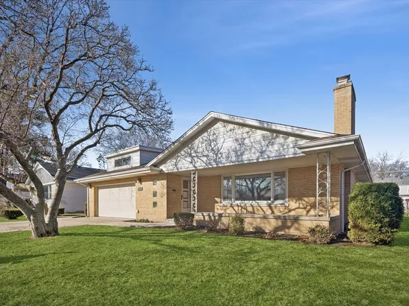 936 S Stone Ave, La Grange, IL 60525