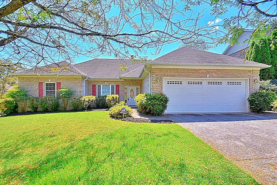1st image of 12700 Heathland Dr