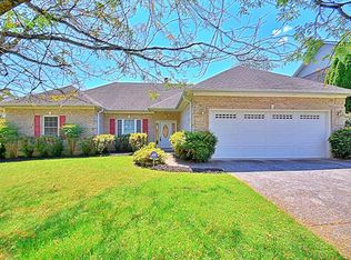 12700 Heathland Dr, Knoxville, TN 37934