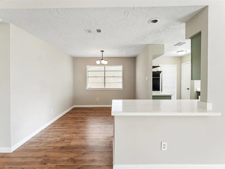 2327 Rittenmore Dr — Photo 9