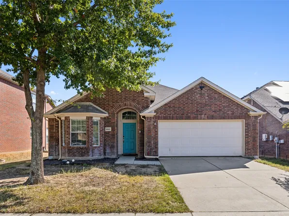8612 Wagon Trl, Aubrey, TX 76227