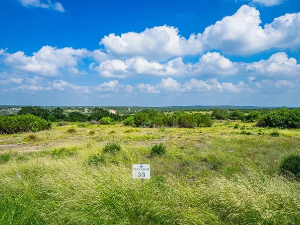 33 Spring Blf, Junction, TX 76849