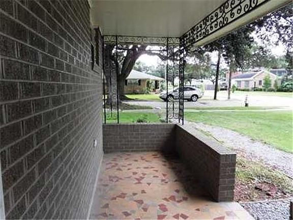 3rd image of 5500 Charlotte Dr
