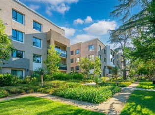 332 W Green St UNIT 108, Pasadena, CA 91105