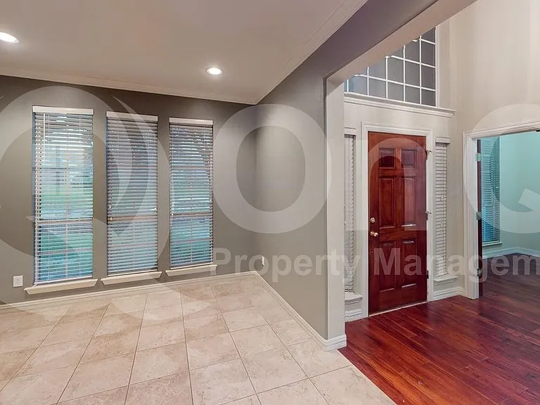 923 Granview Dr — Photo 10