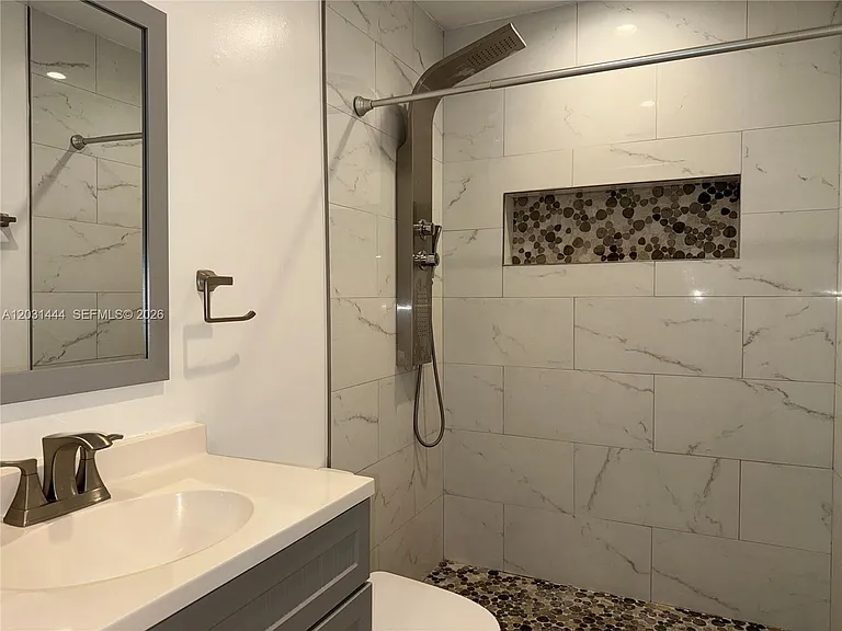 20333 NW 36th Ave — Photo 11