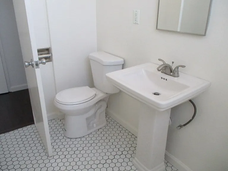1435 N Fairfax Ave #20 — Photo 14