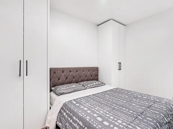 13428 105th Ave #22F, Surrey, BC V3T 0S6