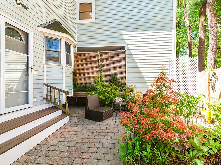 3 Forest St #1 — Photo 27
