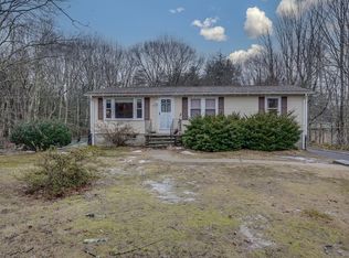 75 Royalston Rd, Phillipston, MA 01331