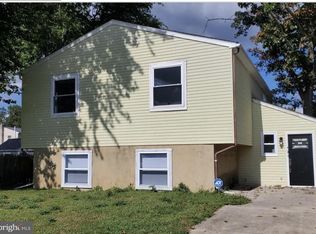 7 Cottage Gate Rd, Sicklerville, NJ 08081