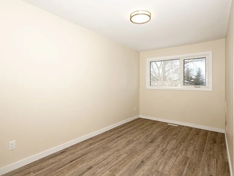 1415 Rothesay St #10 — Photo 23