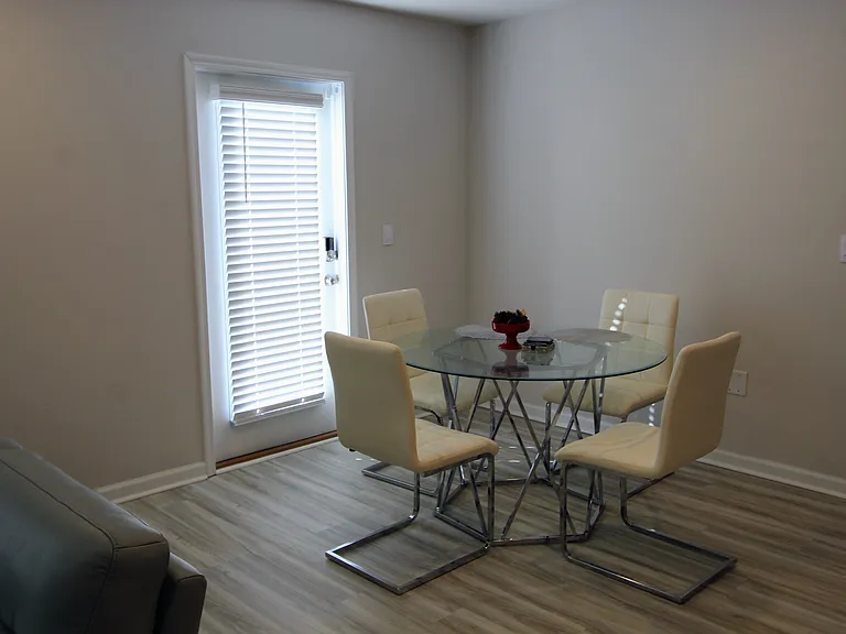 440 Scarborough St — Photo 9