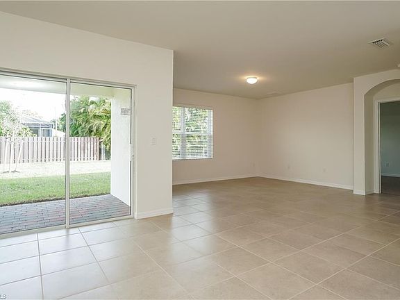 2nd image of 1825 SW 26th St