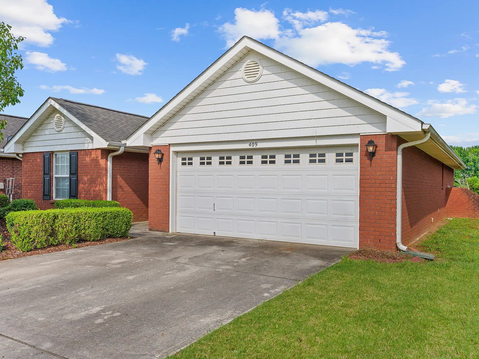 409 Summer Cove Cir NW — Photo 3