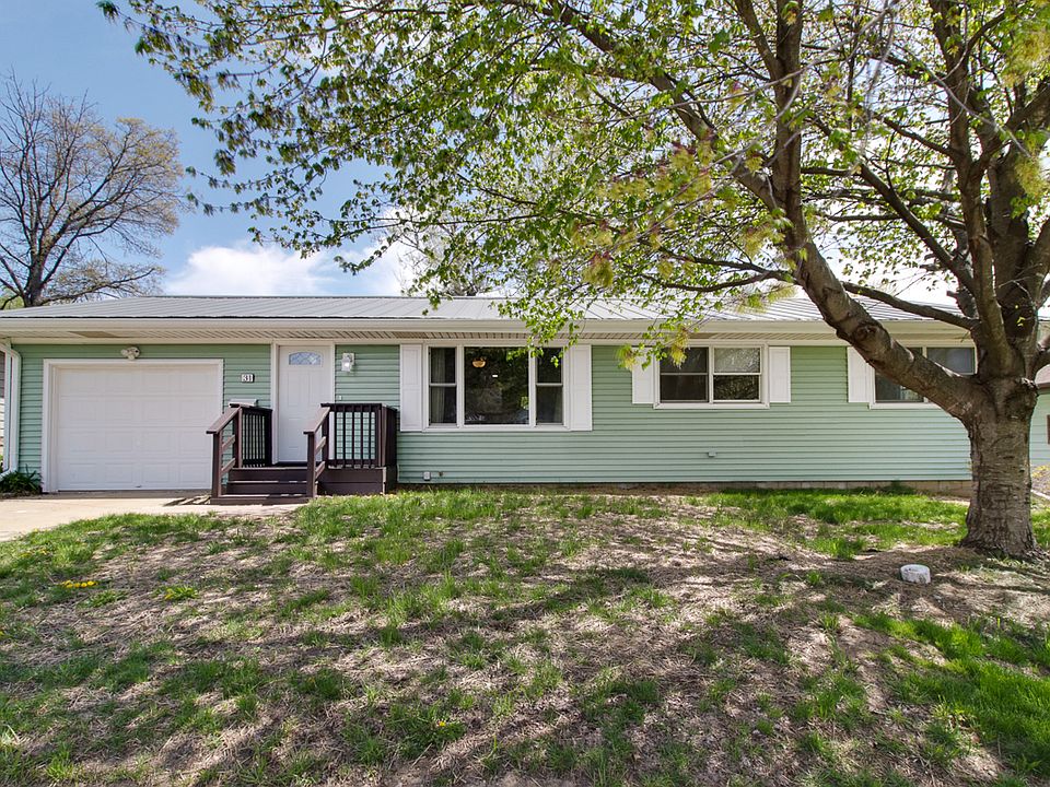 31 Brookwood Dr, Normal, IL 61761 Zillow