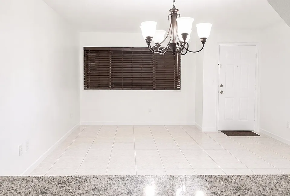 331 NW 82nd Ave #1310