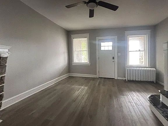 2nd image of 706 Edgemore Rd #2