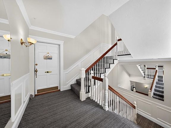 3rd image of 756 Jerusalem Rd APT 4