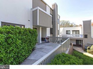 1720 Oakwood Ter APT 6F, Penn Valley, PA 19072