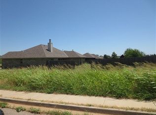 982 Phils Way NW, Piedmont, OK 73078