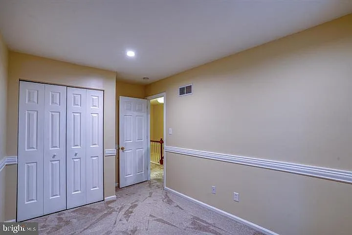 807 Stockbridge Dr — Photo 9