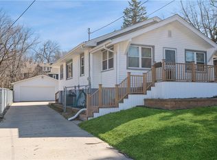 1711 E 32nd St, Des Moines, IA 50317