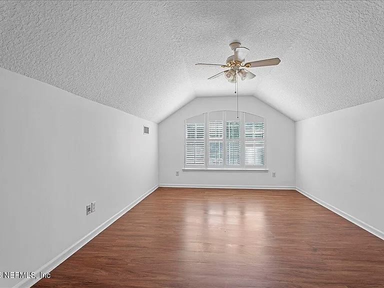 8871 Canopy Oaks Dr — Photo 36