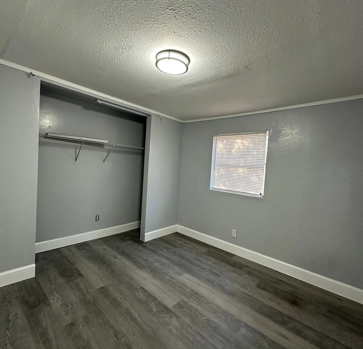 3 bed, 850 sqft, $1,200 — Photo 4